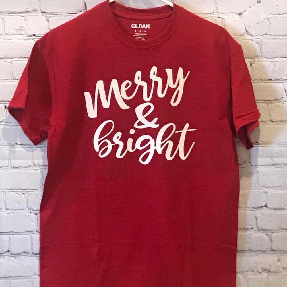 Custom made Holiday Tees 🎄🤩